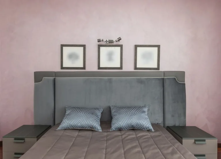 Elegant minimalist bedroom featuring modern furniture and decor, perfect for interior inspiration.